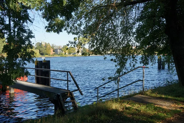 Pier River Spree Mentzelpark Berlin Germany — Stockfoto