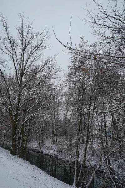 Malebné Břehy Řeky Wuto Pod Sněhem Prosinci Berlín Německo — Stock fotografie