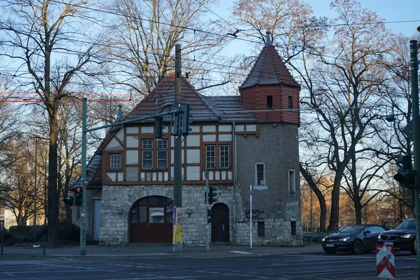Σπίτι Της Παλιάς Γερμανικής Αρχιτεκτονικής Στον Τόπο Της 23Ης Απριλίου — Φωτογραφία Αρχείου