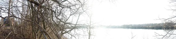 Фотопанорама Низкое Зимнее Солнце Над Озером Биздорфер Баггерзее Январе Берлин — стоковое фото