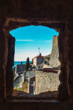 Hırvatistan 'ın Split kenti yakınlarındaki Klis Kalesi