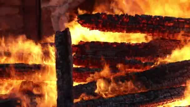 Burning House Old Wood House Burning Fire — Stockvideo