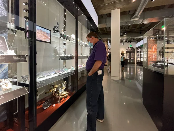 Mücevher ve Mineral Müzesi Sergisi. 