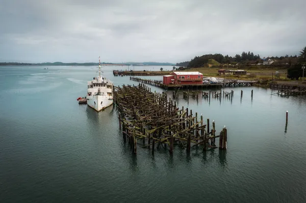 Empire Dock i Coos Bay, Oregon. — Stockfoto