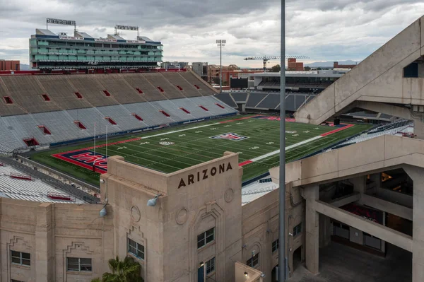 Stadion na kampusie Uniwersytetu Arizony w Tucson. — Zdjęcie stockowe