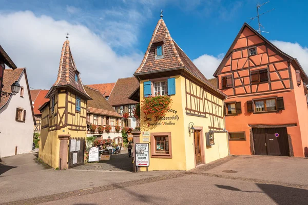 October 2017 Eguisheim France Bed Breakfast Freudenreich Old Alsatian Town — Foto de Stock