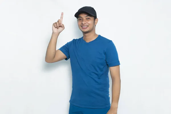 Junge Asiatische Sportliche Mann Zeigt Mit Dem Finger Auf Leeren — Stockfoto
