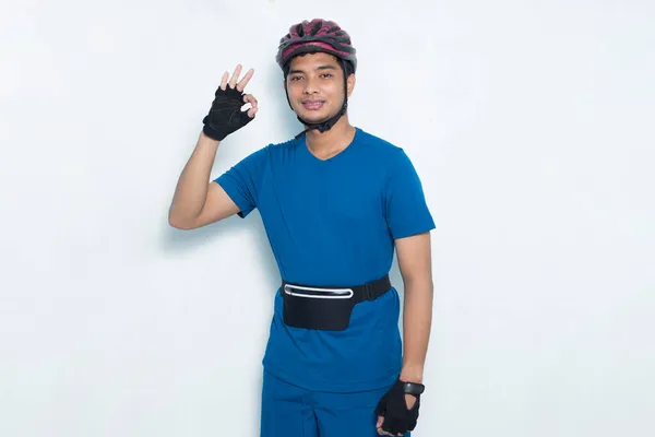 Porträt Junge Gut Aussehende Asiatische Mann Radfahrer Zeigt Daumen Nach — Stockfoto