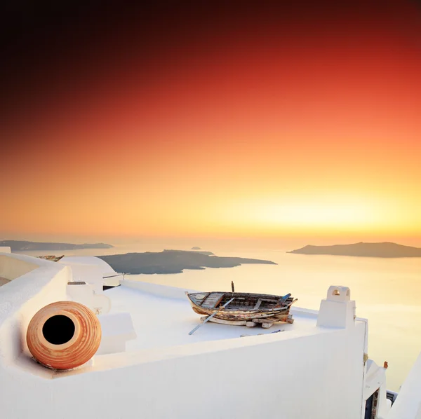 Coucher de soleil sur l'île de Santorin — Photo