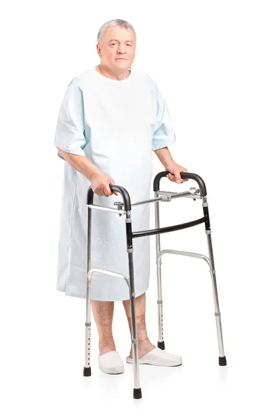 Seniorin mit Rollator — Stockfoto