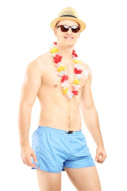 gömleksiz adam şort Yüzme içinde uygun