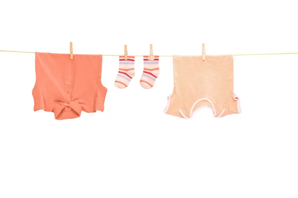 Linea di lavanderia con vestiti — Foto Stock