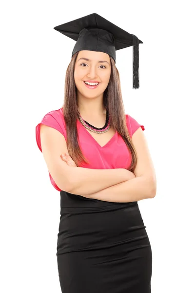 Menina com chapéu de formatura posando — Fotografia de Stock