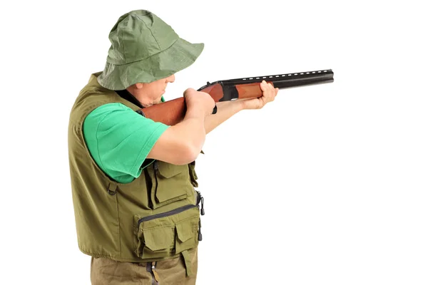 Hunter with rifle — Stock Photo, Image