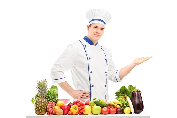 Mannelijke chef-kok met hand gebaren — Stockfoto
