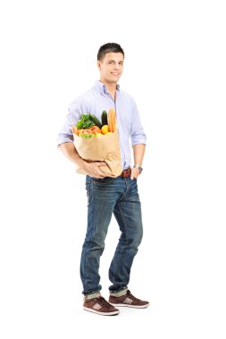 adam holding alışveriş çantası