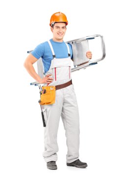 merdiven taşıma ile işçi