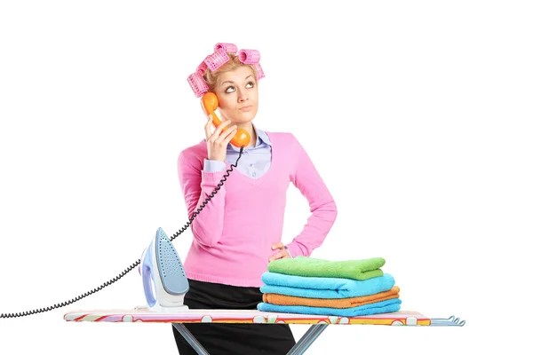 Housewife with telephone — Stock Photo, Image