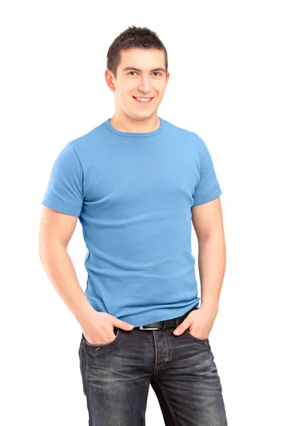 Homem posando com as mãos nos bolsos — Fotografia de Stock