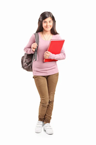 Adolescente colegiala llevando mochila — Foto de Stock