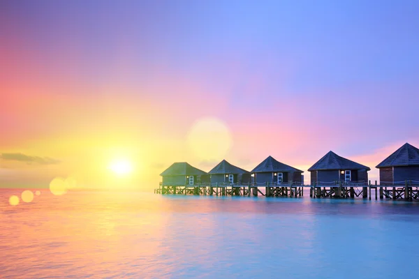 Puesta de sol en la isla de Maldivas —  Fotos de Stock