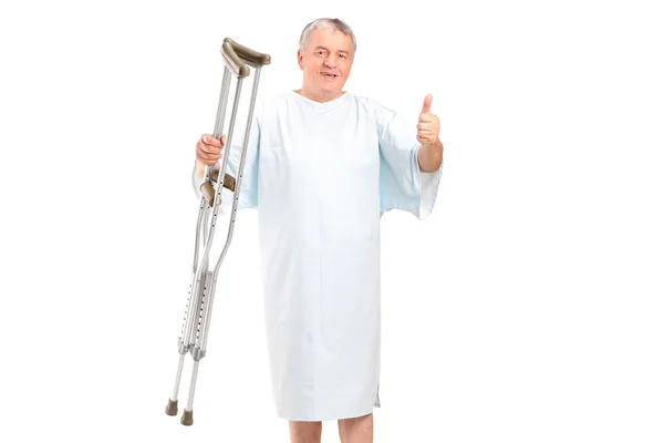 Äldre patienten ger tummen upp — Stockfoto
