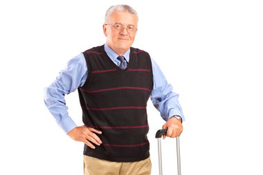 Olgun man holding bavul