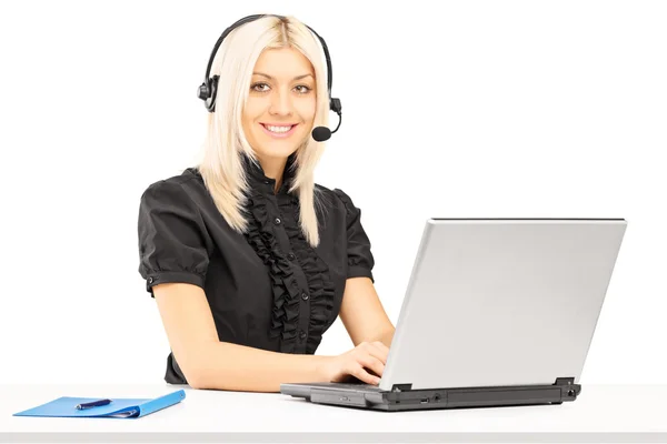 Vrouwelijke Customer Service Operator — Stockfoto
