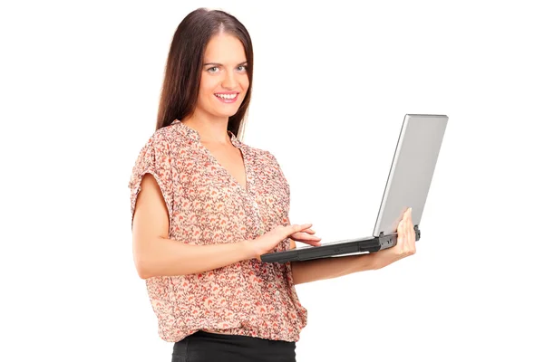 Woman holding laptop — Stock Photo, Image