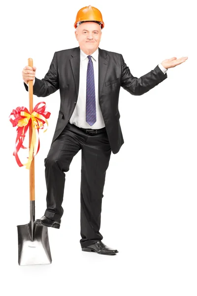 Mature engineer with spade — Stock Photo, Image
