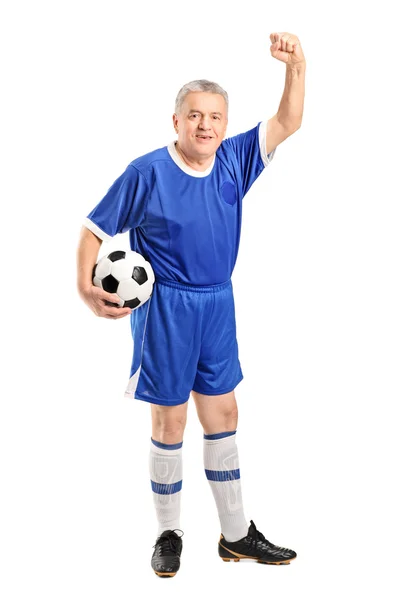 サッカーを保持している成熟したファン — ストック写真