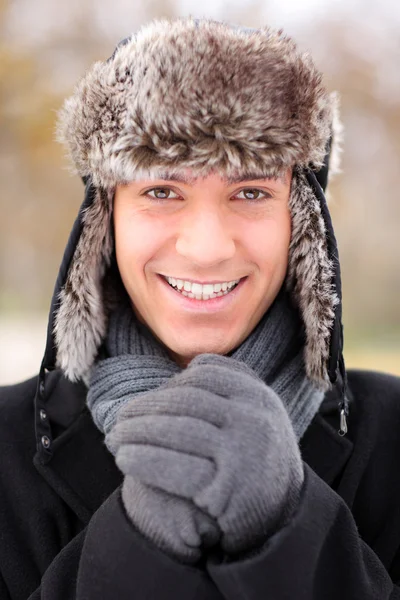 Man wearing fur hat — Stock Photo, Image