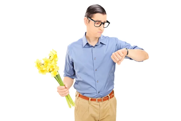 花を持つ男 — ストック写真