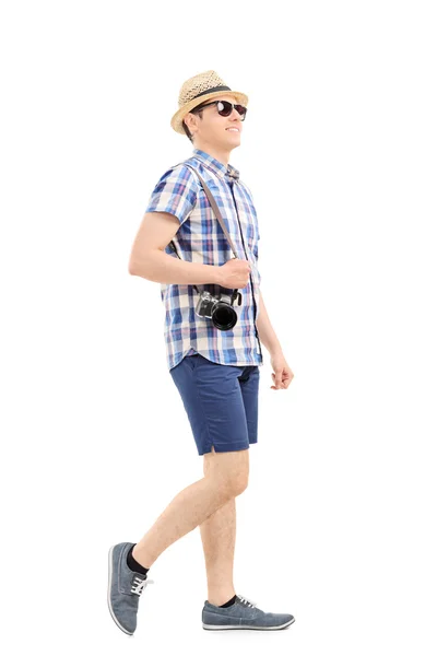 Male tourist walking — Stock Photo, Image