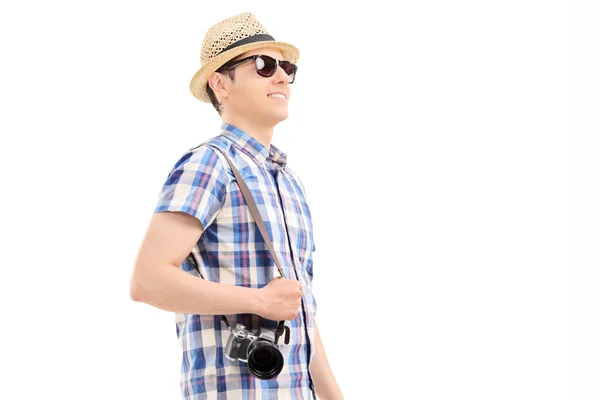 Masculino turista caminhando — Fotografia de Stock