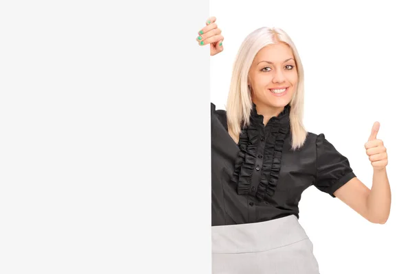 Mujer dando pulgar hacia arriba — Foto de Stock