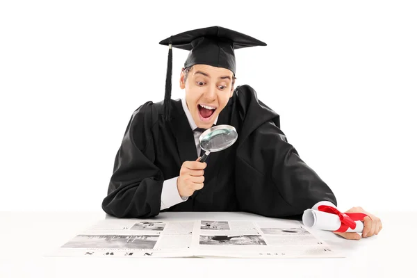 College graduate searching for job — Stock Photo, Image