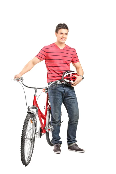 Mann mit Helm und Fahrrad — Stockfoto