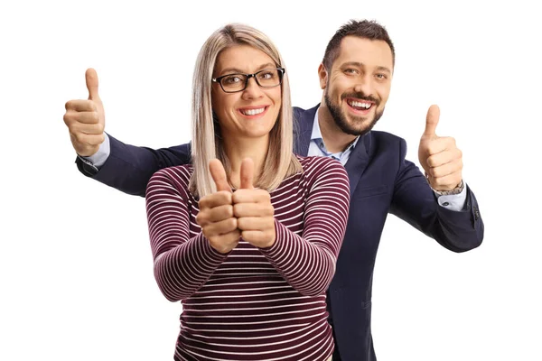 Uomo Piedi Dietro Una Donna Bionda Gesticolando Pollici Isolato Sfondo — Foto Stock