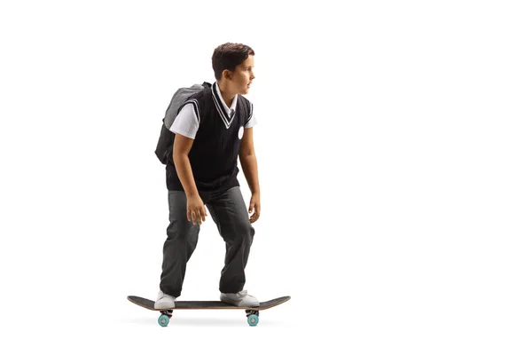 Tiro Comprimento Total Estudante Uniforme Montando Skate Isolado Fundo Branco — Fotografia de Stock
