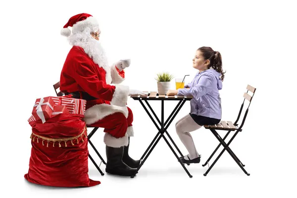 Père Noël Une Petite Fille Assis Une Table Dans Café — Photo