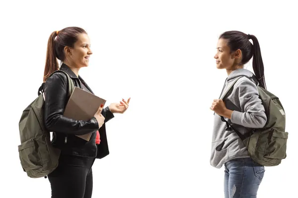 Estudantes Sexo Feminino Tendo Uma Conversa Isolada Fundo Branco — Fotografia de Stock