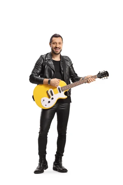 Músico Masculino Sorridente Com Uma Guitarra Elétrica Amarela Isolada Fundo — Fotografia de Stock