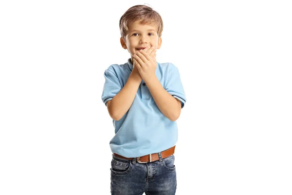 Ragazzo Piedi Ridere Isolato Sfondo Bianco — Foto Stock