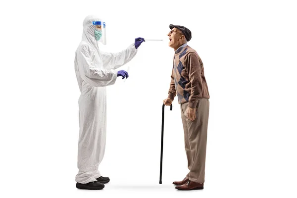 Full Length Profile Shot Epidemiologist Hazmat Suit Testing Elderly Man — 图库照片