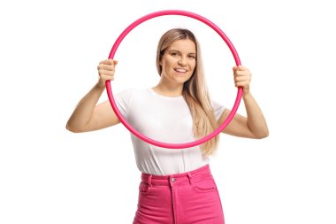 Elinde hulahop tutan genç bir kadın ve beyaz arka planda izole edilmiş bir gülümseme