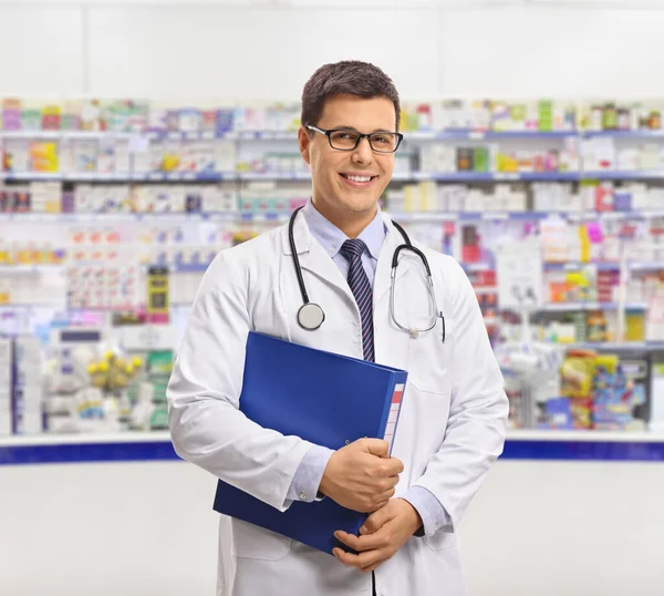 Young Male Health Care Worker Standing Pharmacy — Stock Photo, Image