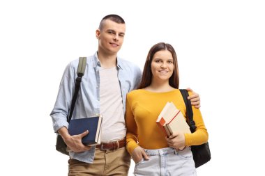 Sırt çantalı ve kitaplı öğrenciler beyaz arka planda izole edilmiş