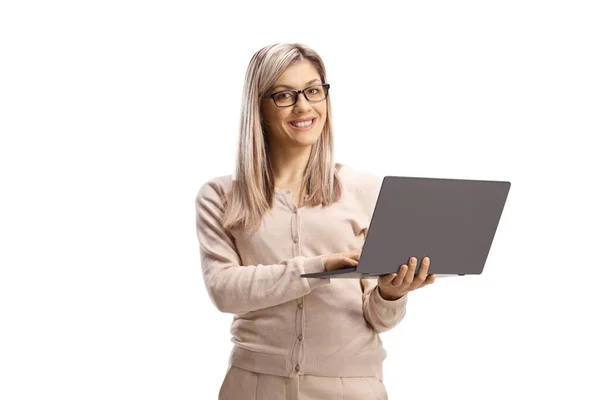 Blond Woman Glasses Standing Holding Laptop Isolated White Background — Stock Photo, Image