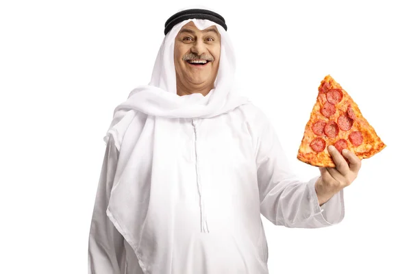 Веселый Взрослый Араб Держит Пиццу Пепперони Улыбается Камеру Белом Фоне — стоковое фото